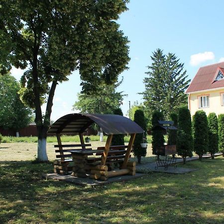 Kremin Hotel Kremenets' Exterior photo